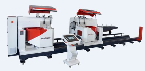 廣東龍邦機(jī)械攜新切割設(shè)備亮相fbc展