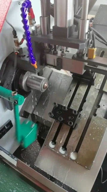 廠(chǎng)里新買(mǎi)的機(jī)器,產(chǎn)品真的很完美,怪不得那么貴